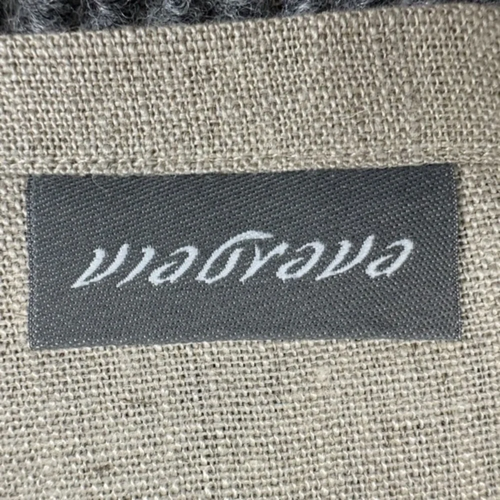 Viabrava 100%‎ Linen Embroidered Placemats Napkins 18 Pieces Botanical Tropical